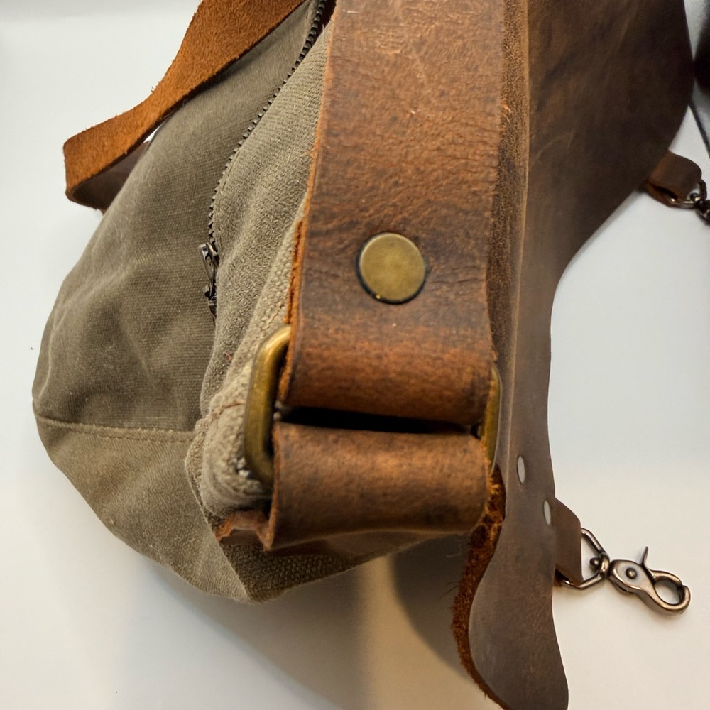 In Blue Handmade Pecan Waxed Canvas & Leather Messenger Bag - LINED + ZIPPER - Picture 10 of 12